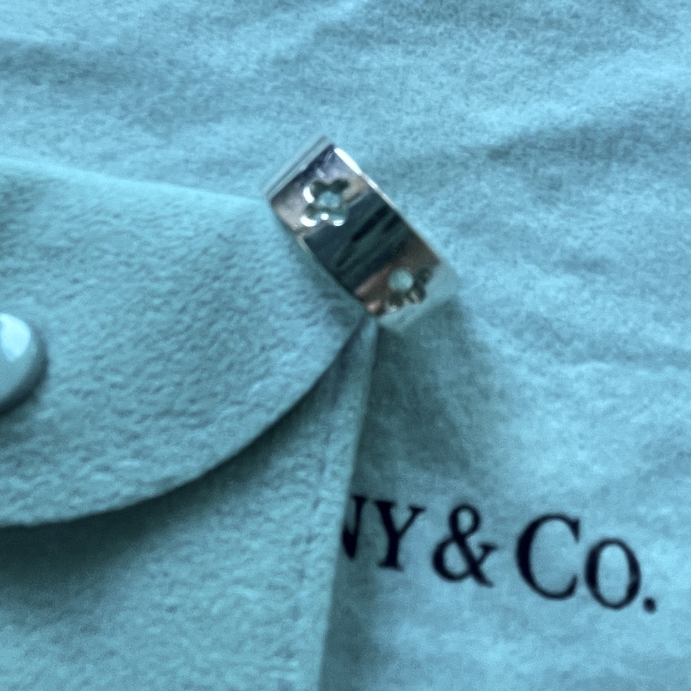 AUTHENTIC Tiffany and Co. Stencil cross ring. Silver size 5
